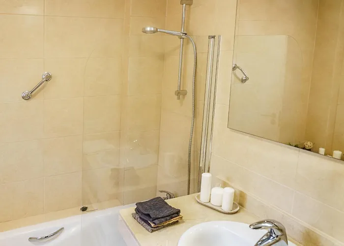 Luna - Ac, 2 Pools, Panoramic Ocean, Private Garage, Fibre Net