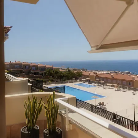 Luna - Ac, 2 Pools, Panoramic Ocean, Private Garage, Fibre Net דירה *