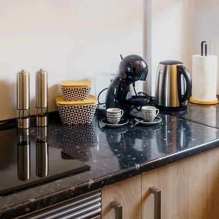 Luna - Ac, 2 Pools, Panoramic Ocean, Private Garage, Fibre Net Apartment