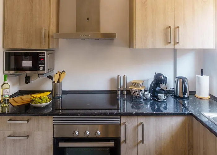 Luna - Ac, 2 Pools, Panoramic Ocean, Private Garage, Fibre Net Apartment