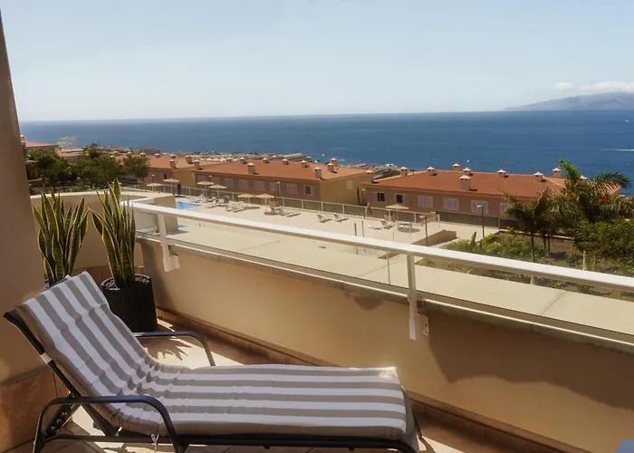 Διαμέρισμα Luna - Ac, 2 Pools, Panoramic Ocean, Private Garage, Fibre Net *