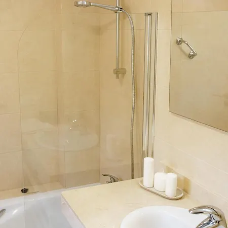 Apartment Luna - Ac, 2 Pools, Panoramic Ocean, Private Garage, Fibre Net *